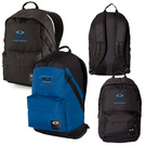 oakley® 20l holbrook backpack
